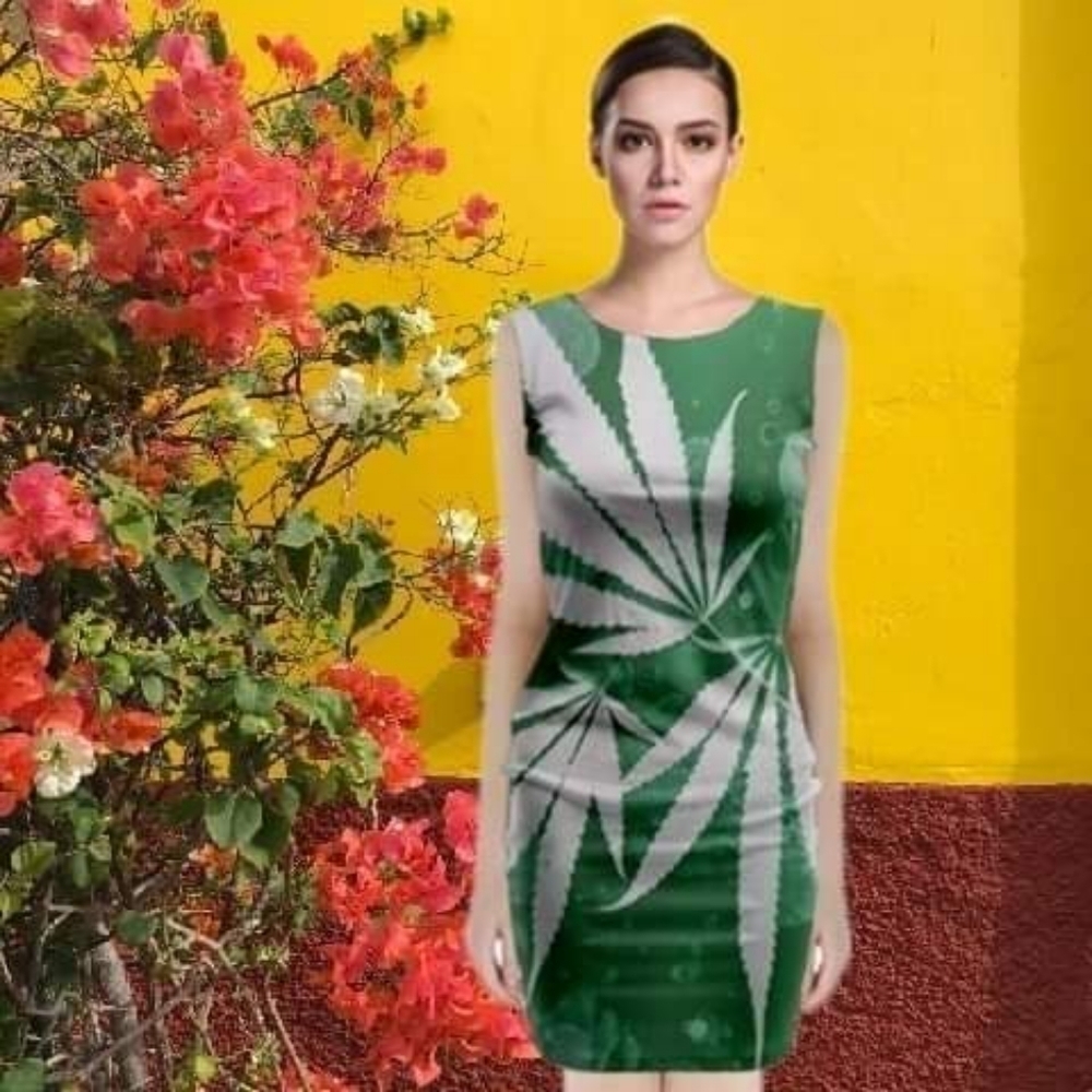 Yajuana Wear Green Botanical Art Dress Medium
